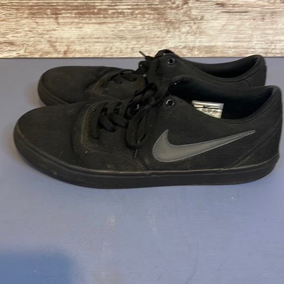 Nike Other - Men’s Black Nike Canvas Shoes